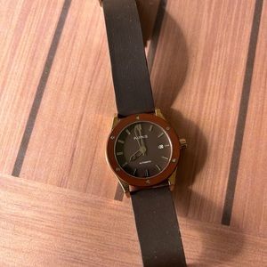 Men’s PARNIS watch (needs new band). Fully functional. Brown and gold colored.